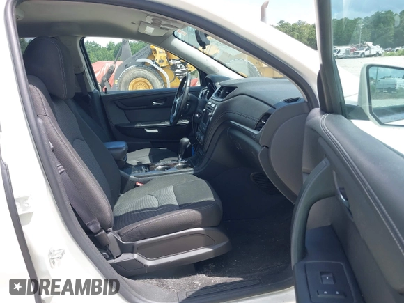 2015 Chevrolet Traverse LT with VIN 1GNKRGKD1FJ214724, listed as a IAAI auction lot 42763788 with 122,757 mi miles and . Bid and sale history available at DreamBid. Image 5.