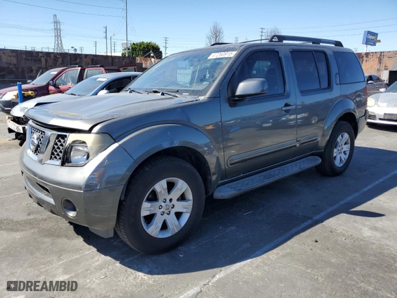 2006 Nissan Pathfinder SE with VIN 5N1AR18U86C607399, listed as a Copart auction lot 47260915 with 252,913 mi miles and Salvage Title. Bid and sale history available at carsss.com. Image 1.