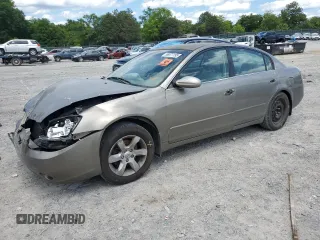 2003 Nissan Altima S z VIN 1N4AL11D33C324992, wystawiony jako Copart lot #58077195 z przebiegiem 178 809 mil mil oraz Czysty tytuł • Clean title. Historia ofert i sprzedaży dostępna na DreamBid. Obrazek 1.