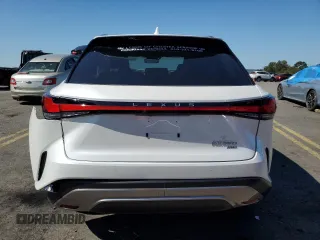 2024 Lexus RX with VIN 2T2BAMCA3RC069135, listed as a Copart auction lot 71092764 with 4,560 mi miles and Salvage Title. Bid and sale history available at carsss.com. Image 6.