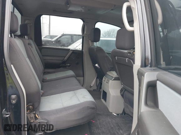 2004 Nissan Titan XE с VIN 1N6AA07A14N570952, выставлен на аукционе IAAI как лот 41412897 с пробегом 268 260 миль миль и . История ставок и продаж доступна на DreamBid. Изображение 8.