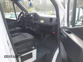 2023 Mercedes-Benz Sprinter Cargo with VIN W1Y4NCHY1PT126337, listed as a IAAI auction lot 41485671 with 93,627 mi miles. Bid and sale history available at carsss.com. Image 5.