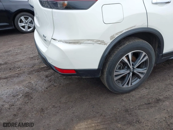 2020 Nissan Rogue SV with VIN JN8AT2MV8LW137111, listed as a IAAI auction lot 41849729 with 59,773 mi miles. Bid and sale history available at carsss.com. Image 17.