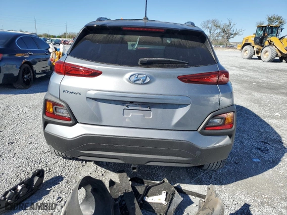 2020 Hyundai Kona SEL with VIN KM8K22AA5LU596429, listed as a Copart auction lot 45800385 with 16,064 mi miles and Salvage Title. Bid and sale history available at carsss.com. Image 6.