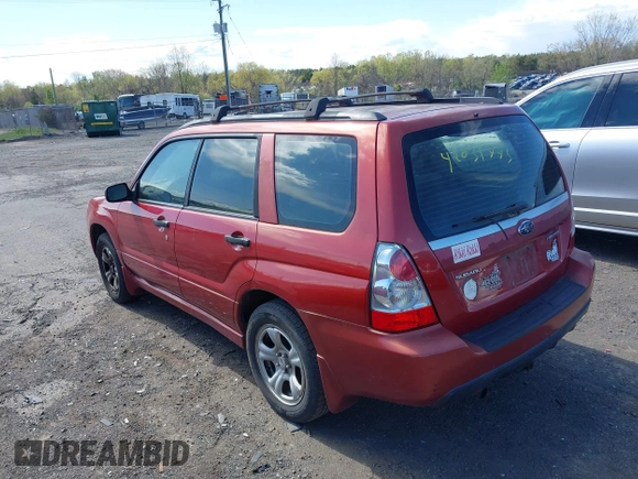 2007 Subaru Forester X with VIN JF1SG636X7H723430, listed as a IAAI auction lot 42031773 with 183,549 mi miles. Bid and sale history available at carsss.com. Image 3.