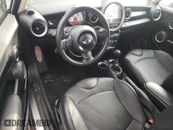2012 MINI Clubman S z VIN WMWZG3C54CTY37815, wystawiony jako Copart lot #42486085 z przebiegiem 144 256 mil mil oraz Szkoda całkowita • Salvage title. Historia ofert i sprzedaży dostępna na DreamBid. Obrazek 8.
