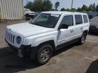 2016 Jeep Patriot Sport z VIN 1C4NJRBB3GD686074, wystawiony jako Copart lot #60338415 z przebiegiem 150 324 mil mil oraz Czysty tytuł • Clean title. Historia ofert i sprzedaży dostępna na DreamBid. Obrazek 1.