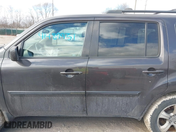 2012 Honda Pilot EX-L with VIN 5FNYF4H66CB049081, listed as a IAAI auction lot 41489931 with 220,509 mi miles. Bid and sale history available at carsss.com. Image 14.