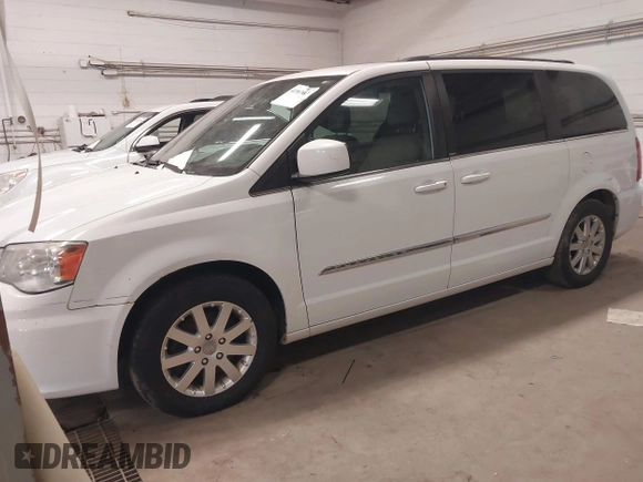 2014 Chrysler Town & Country Touring with VIN 2C4RC1BG5ER133350, listed as a IAAI auction lot 41967437 with 227,994 mi miles. Bid and sale history available at carsss.com. Image 2.
