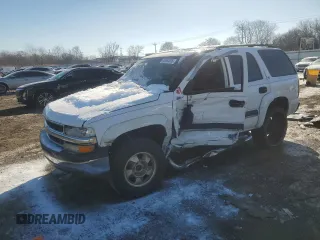 2001 Chevrolet Tahoe LS z VIN 1GNEC13T91J244449, wystawiony jako Copart lot #43984935 z przebiegiem 179 321 mil mil oraz Szkoda całkowita • Salvage title. Historia ofert i sprzedaży dostępna na DreamBid. Obrazek 1.
