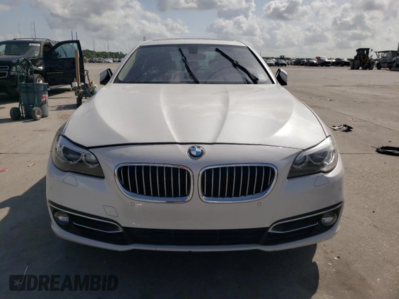 2016 BMW 5 Series 528i z VIN WBA5A5C57GD525550, wystawiony jako Copart lot #60000485 z przebiegiem 90 851 mil mil oraz Czysty tytuł • Clean title. Historia ofert i sprzedaży dostępna na DreamBid. Obrazek 5.