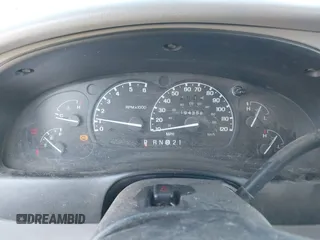 1997 Ford Explorer XLT с VIN 1FMDU35P4VUA75731, выставлен на аукционе IAAI как лот 41718234 с пробегом 194 358 миль миль и . История ставок и продаж доступна на DreamBid. Изображение 7.