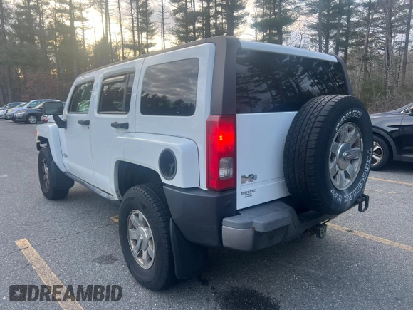2006 Hummer H3 with VIN 5GTDN136068160309, listed as a Copart auction lot 86881174 with 180,000 mi miles and Clean Title. Bid and sale history available at DreamBid. Image 3.