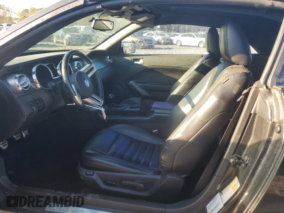 2007 Ford Mustang GT Deluxe with VIN 1ZVHT85H375232464, listed as a Copart auction lot 81100654 with 106,896 mi miles and Salvage Title. Bid and sale history available at carsss.com. Image 7.