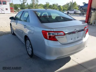 2014 Toyota Camry L with VIN 4T1BF1FK6EU840706, listed as a IAAI auction lot 39109449 with 164,746 mi miles. Bid and sale history available at carsss.com. Image 3.