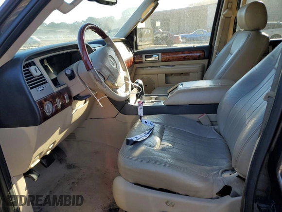 2005 Lincoln Navigator Luxury with VIN 5LMFU28555LJ00538, listed as a Copart auction lot 78128474 with 215,834 mi miles and Salvage Title. Bid and sale history available at carsss.com. Image 7.