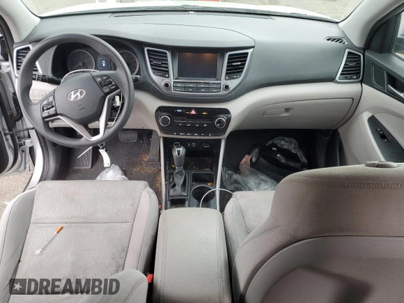 2018 Hyundai Tucson SEL z VIN KM8J3CA43JU645083, wystawiony jako Copart lot #50911035 z przebiegiem 68 777 mil mil oraz Szkoda całkowita • Salvage title. Historia ofert i sprzedaży dostępna na DreamBid. Obrazek 8.