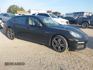 2016 Porsche Panamera 4 z VIN WP0AA2A79GL004758, wystawiony jako IAAI lot #42281848 z przebiegiem 105 580 mil mil oraz . Historia ofert i sprzedaży dostępna na DreamBid. Obrazek 1.