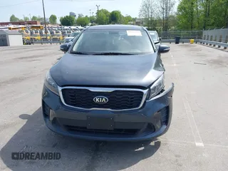 2020 Kia Sorento LX z VIN 5XYPGDA58LG618502, wystawiony jako IAAI lot #42017262 z przebiegiem 127 702 mil mil oraz . Historia ofert i sprzedaży dostępna na DreamBid. Obrazek 12.