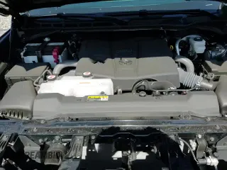 2025 Toyota Tundra SR5 с VIN 5TFWA5DB2SX287576, выставлен на аукционе Copart как лот 68872855 с пробегом 4 951 миль миль и Списание • Salvage title. История ставок и продаж доступна на DreamBid. Изображение 13.