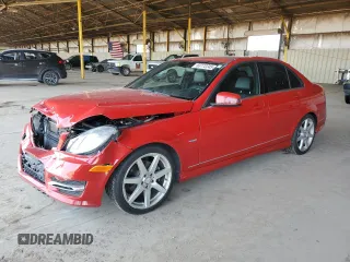 2012 Mercedes-Benz C 250 Sport z VIN WDDGF4HB8CA606225, wystawiony jako Copart lot #63772245 z przebiegiem 96 407 mil mil oraz Czysty tytuł • Clean title. Historia ofert i sprzedaży dostępna na DreamBid. Obrazek 1.