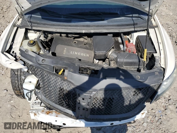 2011 Lincoln MKX with VIN 2LMDJ8JK3BBJ33995, listed as a Copart auction lot 69060004 with 188,962 mi miles and Salvage Title. Bid and sale history available at DreamBid. Image 11.