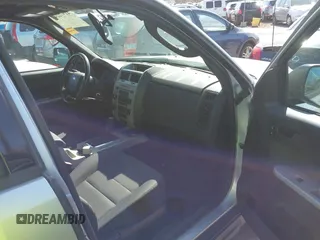 2012 Ford Escape XLT с VIN 1FMCU0DG9CKB65610, выставлен на аукционе IAAI как лот 41972242 с пробегом 179 374 миль миль и . История ставок и продаж доступна на DreamBid. Изображение 5.