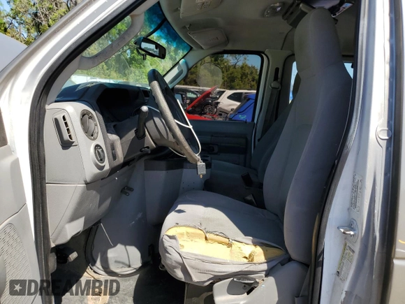 2012 Ford Econoline Passenger XL with VIN 1FBSS3BS8CDB20584, listed as a Copart auction lot 49483935 with 176,388 mi miles and Salvage Title. Bid and sale history available at DreamBid. Image 7.