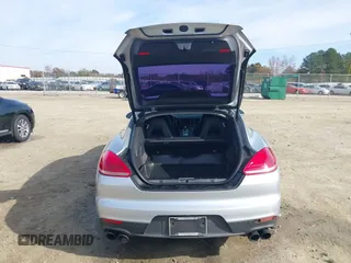 2015 Porsche Panamera 4S z VIN WP0AB2A70FL050779, wystawiony jako IAAI lot #40977292 z przebiegiem 78 574 mil mil oraz . Historia ofert i sprzedaży dostępna na DreamBid. Obrazek 18.