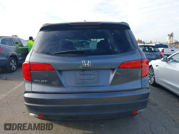 2016 Honda Pilot EX with VIN 5FNYF5H33GB015231, listed as a IAAI auction lot 41809357 with 145,970 mi miles. Bid and sale history available at carsss.com. Image 17.