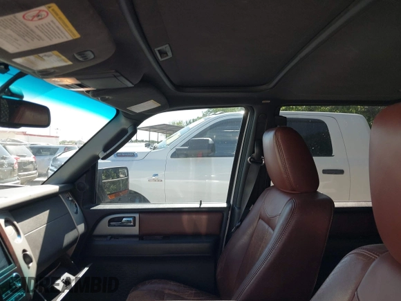 2012 Ford Expedition XLT с VIN 1FMJU1H57CEF46831, выставлен на аукционе IAAI как лот 42078155 с пробегом 232 254 миль миль и . История ставок и продаж доступна на DreamBid. Изображение 21.