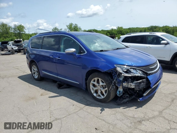 2020 Chrysler Pacifica Limited with VIN 2C4RC1GG0LR284747, listed as a Copart auction lot 59002405 with 68,873 mi miles and Salvage title. Bid and sale history available at DreamBid. Image 4.