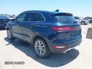 2017 Lincoln MKC Select with VIN 5LMCJ2C98HUL69590, listed as a IAAI auction lot 42291203 with 122,654 mi miles and . Bid and sale history available at DreamBid. Image 3.
