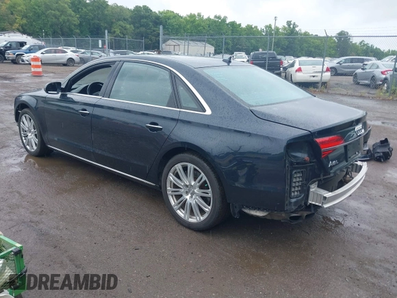 2015 Audi A8 3.0T z VIN WAU3GAFD9FN001343, wystawiony jako IAAI lot #39846084 z przebiegiem 105 242 mil mil oraz . Historia ofert i sprzedaży dostępna na DreamBid. Obrazek 3.