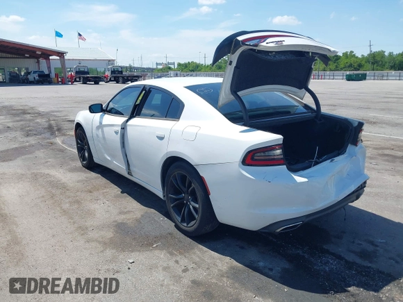 2016 Dodge Charger SE with VIN 2C3CDXBG6GH247313, listed as a IAAI auction lot 42151810 with 180,318 mi miles and . Bid and sale history available at carsss.com. Image 3.