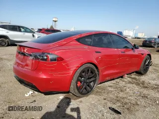 2021 Tesla Model S Plaid with VIN 5YJSA1E66MF435931, listed as a Copart auction lot 45583255 with 41,925 mi miles and Salvage Title. Bid and sale history available at carsss.com. Image 3.