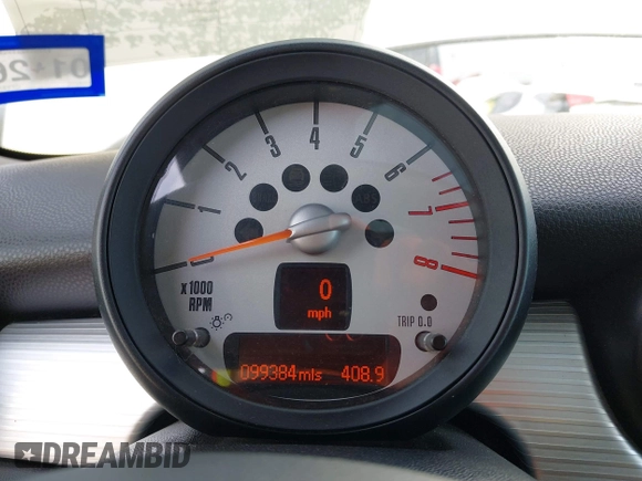 2012 MINI Hardtop S with VIN WMWSV3C5XCTY27099, listed as a IAAI auction lot 42248076 with 99,384 mi miles and . Bid and sale history available at DreamBid. Image 7.
