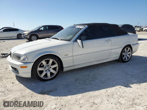 2003 BMW 3 Series 325Ci with VIN WBABS33453PG91735, listed as a Copart auction lot 83190274 with 177,347 mi miles and Salvage Title. Bid and sale history available at carsss.com. Image 1.