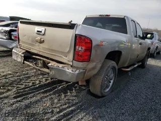 2008 Chevrolet Silverado 1500 Work Truck with VIN 1GCEC19C58Z122005, listed as a Copart auction lot 48900085 with 259,954 mi miles and Clean Title. Bid and sale history available at carsss.com. Image 3.