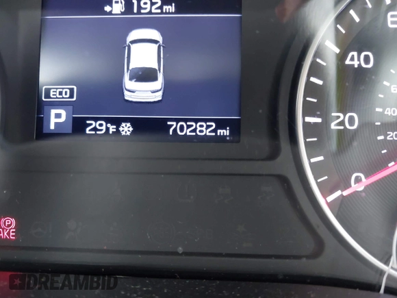 2019 Kia Optima LX with VIN 5XXGT4L36KG352553, listed as a IAAI auction lot 41527076 with 70,282 mi miles. Bid and sale history available at carsss.com. Image 16.