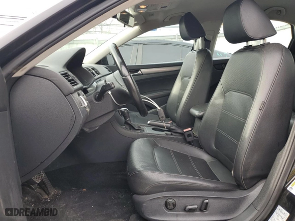 2014 Volkswagen Passat Wolfsburg Ed with VIN 1VWAT7A37EC062768, listed as a Copart auction lot 81237924 with 109,805 mi miles and Salvage Title. Bid and sale history available at carsss.com. Image 7.
