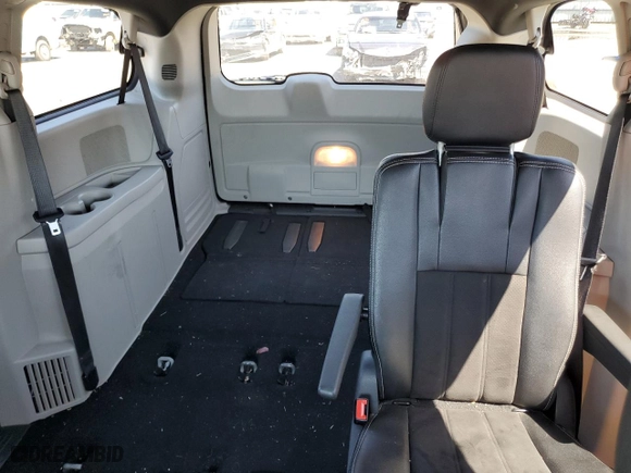 2019 Dodge Grand Caravan SXT with VIN 2C4RDGCG1KR725676, listed as a Copart auction lot 48513345 with 109,726 mi miles and Salvage Title. Bid and sale history available at carsss.com. Image 10.