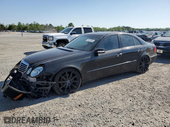 2004 Mercedes-Benz E 500 z VIN WDBUF70J54A559284, wystawiony jako Copart lot #51897305 z przebiegiem 252 711 mil mil oraz Szkoda całkowita • Salvage title. Historia ofert i sprzedaży dostępna na DreamBid. Obrazek 1.