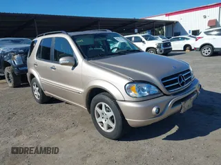 2002 Mercedes-Benz M 320/430/500 with VIN 4JGAB75E42A322824, listed as a IAAI auction lot 41871249 with 203,845 mi miles and . Bid and sale history available at carsss.com. Image 1.