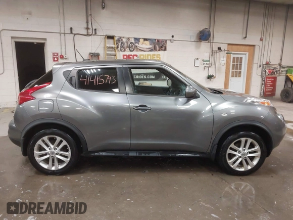 2014 Nissan Juke S with VIN JN8AF5MV4ET480754, listed as a IAAI auction lot 41415793 with 159,902 mi miles. Bid and sale history available at carsss.com. Image 13.