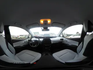 2019 Toyota Prius L Eco z VIN JTDKARFU8K3081187, wystawiony jako IAAI lot #41771346 z przebiegiem 64 864 mil mil oraz . Historia ofert i sprzedaży dostępna na DreamBid. Obrazek 18.