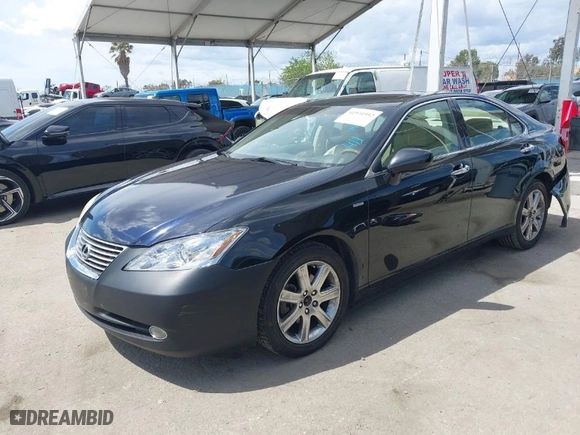 2008 Lexus ES 350 with VIN JTHBJ46G582230004, listed as a IAAI auction lot 41931932 with 170,287 mi miles. Bid and sale history available at carsss.com. Image 2.