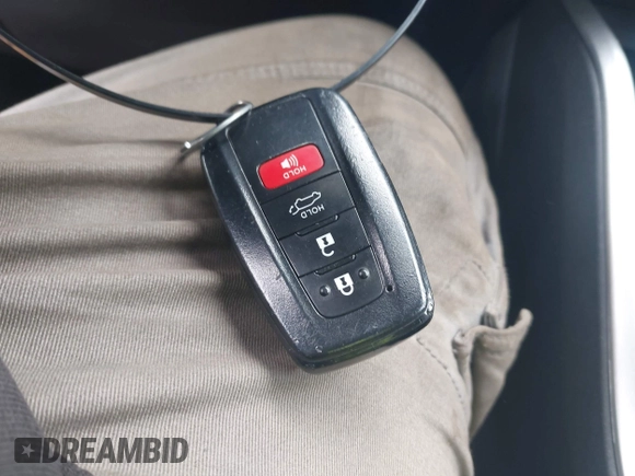 2022 Toyota Highlander LE with VIN 5TDBZRBH6NS194608, listed as a IAAI auction lot 42258410 with 92,047 mi miles and . Bid and sale history available at DreamBid. Image 11.