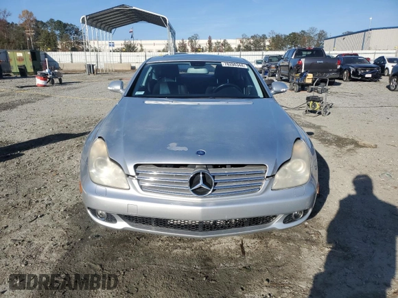 2007 Mercedes-Benz CLS-Class 5.5L with VIN WDDDJ72X97A081639, listed as a Copart auction lot 78200344 with 177,266 mi miles and Salvage Title. Bid and sale history available at carsss.com. Image 5.