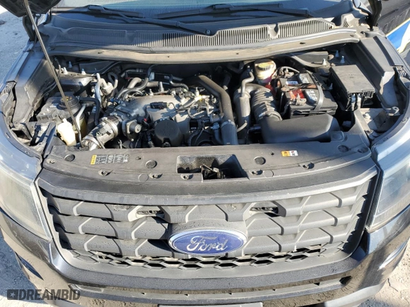 2017 Ford Police Interceptor Utility with VIN 1FM5K8AT3HGA77239, listed as a Copart auction lot 72753094 with 98,784 mi miles and Clean Title. Bid and sale history available at carsss.com. Image 12.